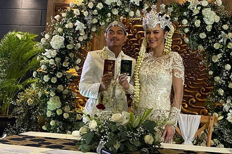 Alfath Faathier melangsungkan akad nikah dengan Ratu Rizky Nabila, Minggu (29/3/2020) (Persija.di)