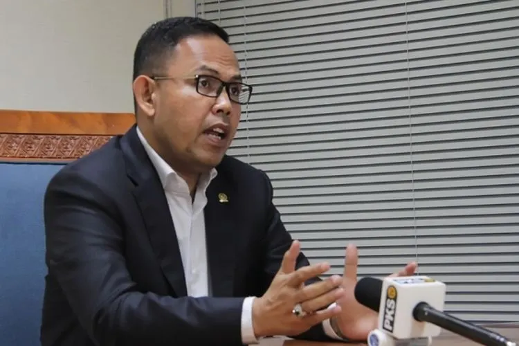Anggota Komisi IV DPR, Andi Akmal Pasluddin (Fraksi PKS DPR)