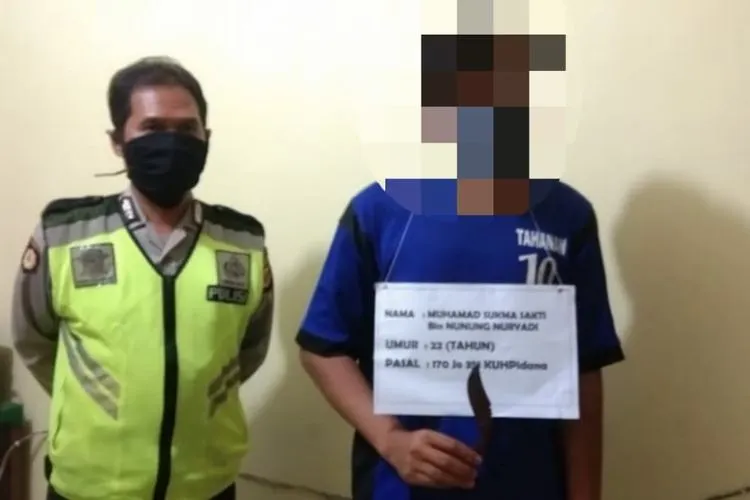 Pelaku penganiaya wisatawan di Bukit Alas Bandawasa. (dok Polres Bogor)