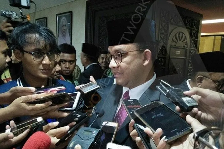 Gubernur DKI Jakarta Anies Baswedan usai mengikuti Rapat Paripurna, DPRD DKI Jakarta (Ayojakarta/Aprilia Rahapit)