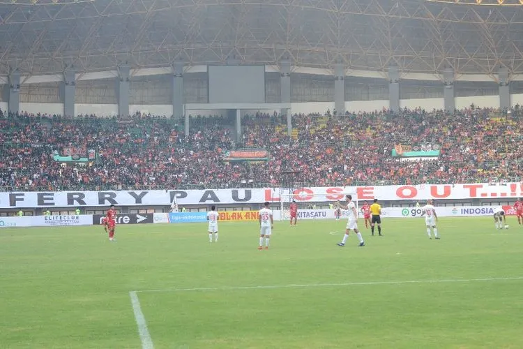 Pertandingan Persija vs Lampung FC (ayojakarta.com/Hendy Dinata)