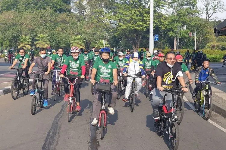 Pimpian Pusat GP Ansor ketika melaksanakan gowes keliling Jakarta/Istimewa