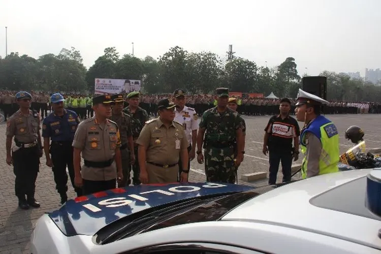 Wali Kota Bayu Meghantara saat memimpin apel rutin Pemkot Jakpus, Senin (21/10/2019)/pusat.jakarta.go.id