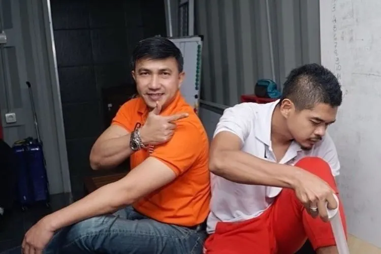 Marsekal Pertama (Marsma) TNI Ardhi Tjahjoko dan Bambang Pamungkas  (Instagram @ardhitj90)