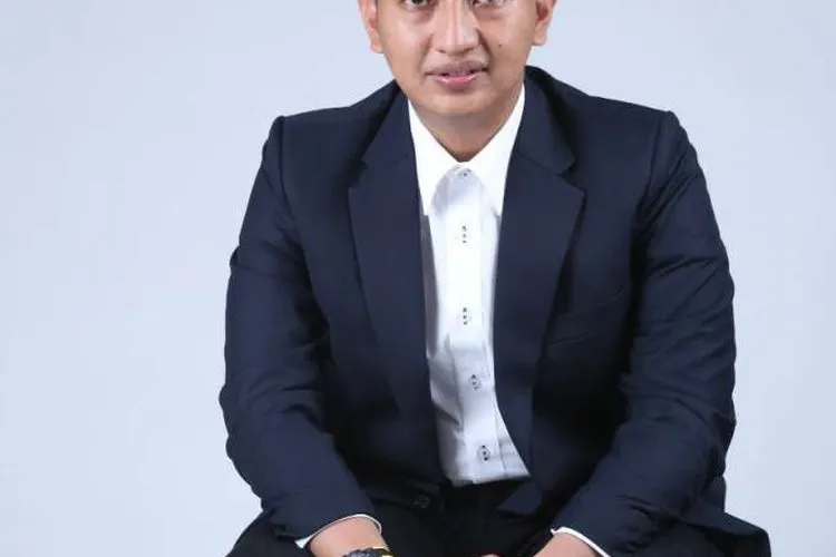 Arief Rosyid (https://ariefrosyid.id/)