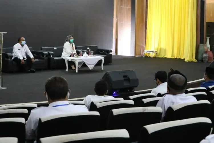 Halalbihalal terbatas pascalebaran, ASN bersama Bupati Purwakarta, Anne Ratna Mustika. (dok)