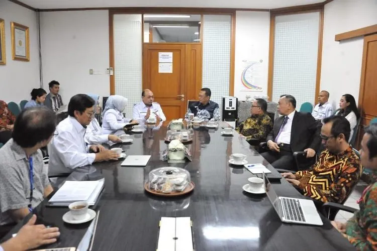 Ketua MPR Bambang Soesatyo bertemu bertemu jajaran direksi Rumah Sakit Cipto Mangunkusumo (RSCM), Jakarta, Kamis (13/2/2020).