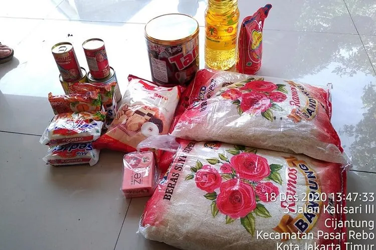 7.589 Paket Bansos di Kelurahan Kalisari Pasar Rebo Mulai Dibagikan/dok Kelurahan Kalisari