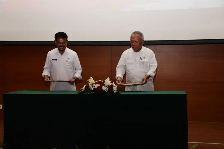 Menteri Pertanian (Mentan), Syahrul Yasin Limpo dan Menteri Pekerjaan Umum dan Perumahan Rakyat, Basuki Hadimuljono. (Dok. Biro Komunikasi Publik PUPR)