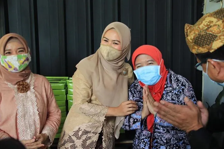 130 ASN menerima Batik ASN dari Handayani Geulis Batik Bogor. (dok)