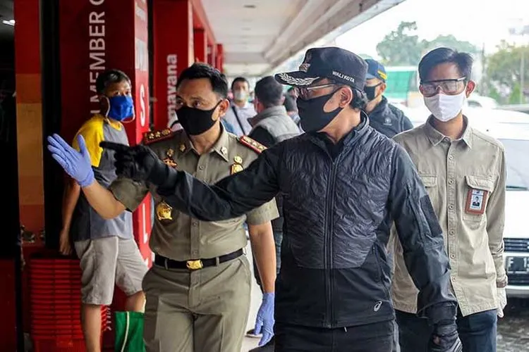 Bima Arya saat sidak kawasan Pasar Anyar (dok Humas)
