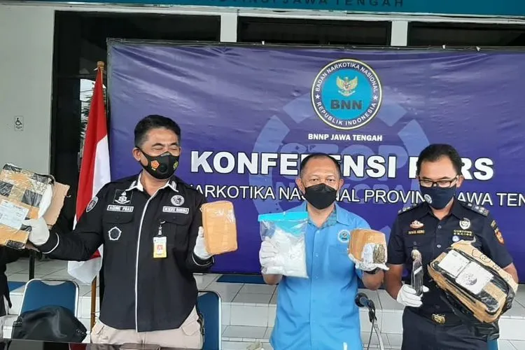 Kegiatan gelar perkara di Kantor BNNP Jateng (dok)