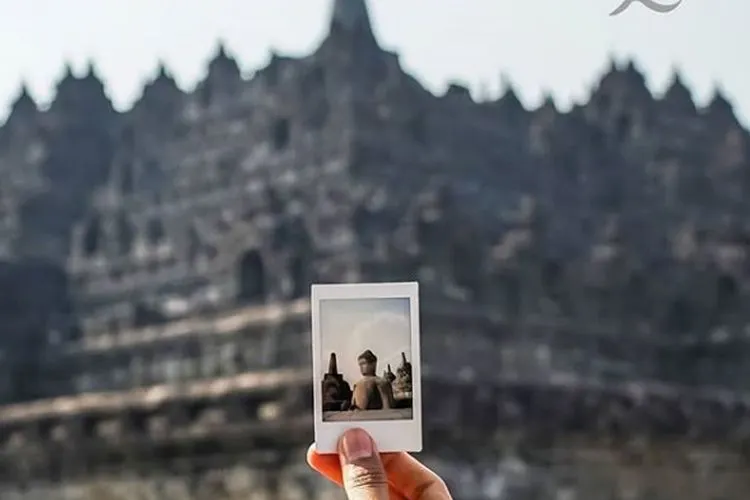 Candi Borobudur. instagram: @borobudurpark