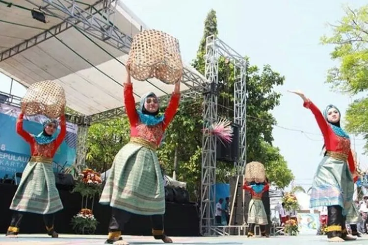 Ilustrasi pagelaran budaya Betawi (pulauseribu.jakarta.go.id)
