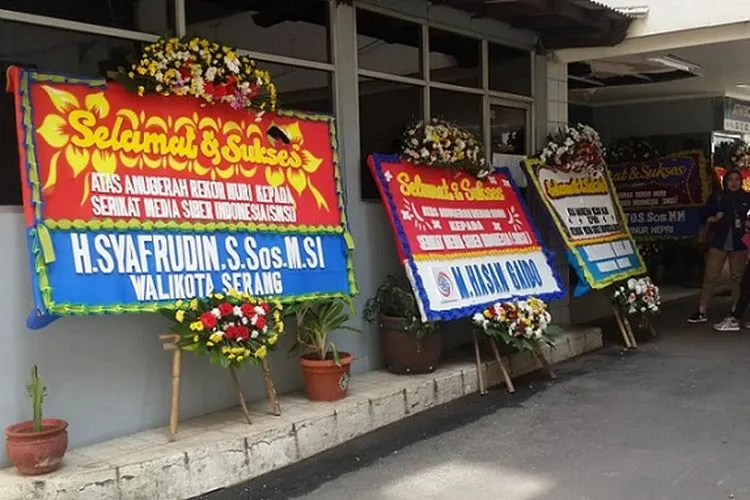 karangan bunga untuk SMSI (Humas SMSI)