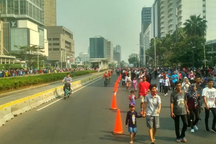 Ilusttrasi suasana CFD di Jakarta (Ayojakarta.com/Hendy Dinata)