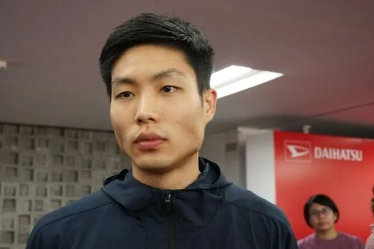 Pebulutangkis tunggal putra China Taipei, Chou Tien Chen di Istora Senayan, Jakarta, Senin (13/1/2020). (Suara.com/ Arief Apriadi)