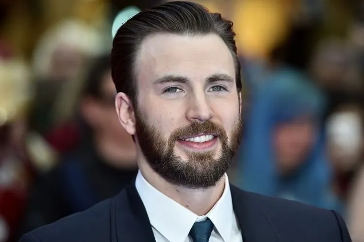 Chris Evans akan menjadi pemeran utama film