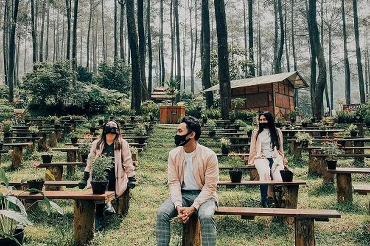 Kembali buka, Orchid Forest Cikole terapkan protokol kesehatan. (dok)