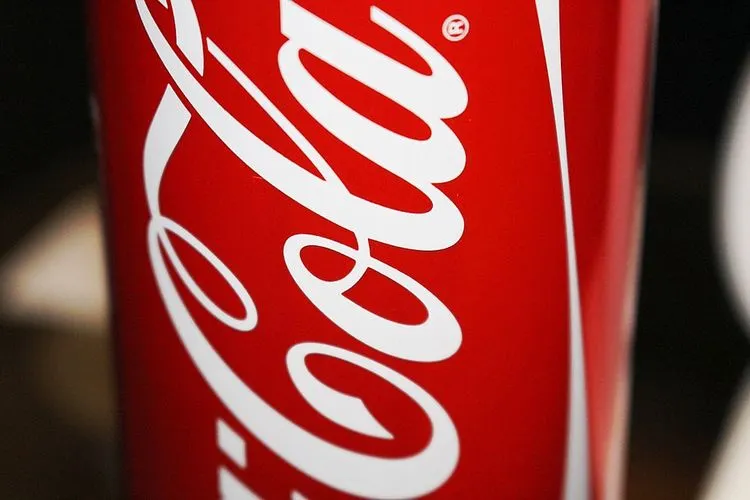 Ilustrasi/ Coca-cola dipadukan kopi (Pixabay)