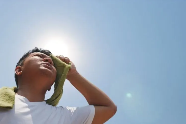 Secara klimatologis, bulan April-Mei-Juni memang tercatat sebagai bulan-bulan di mana suhu maksimum mengalami puncaknya di Jakarta. (Suara.com/shutterstock)
