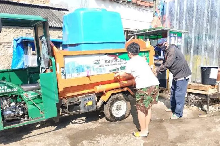 Kendaraan gerobak motor cuci tangan keliling milik Kelurahan Tomang (Dok. Pemkot Jakbar)