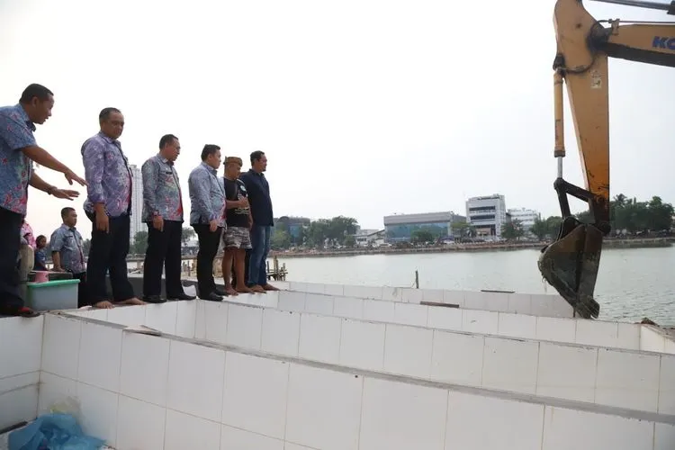Penataan Danau Sunter di Kelurahan Sunter Jaya, Tanjung Priok (utara.jakarta.go.id)
