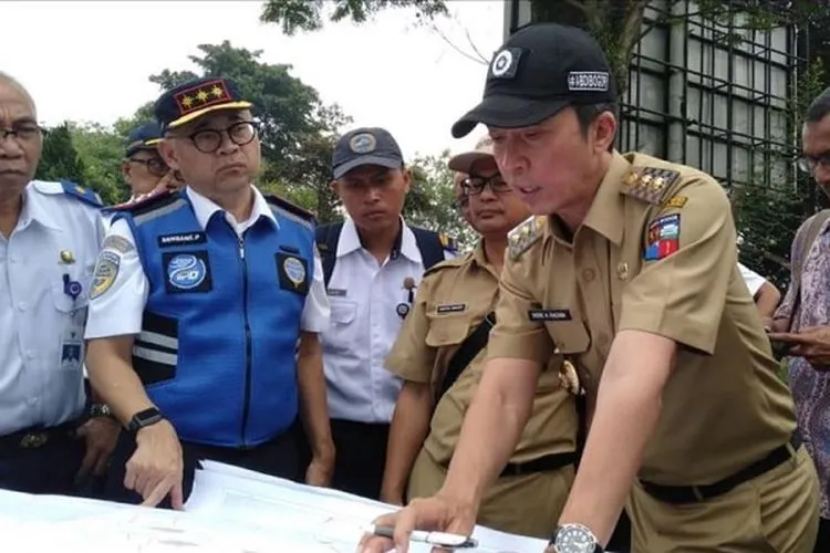 Wakil Wali Kota Bogor, Dedie A. Rachim (kanan)/Kompas.com