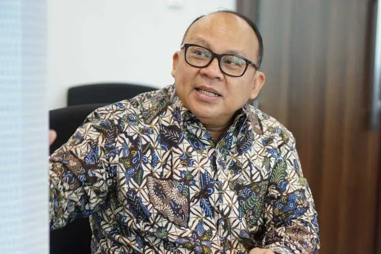 Deputi Komisioner Humas dan Logistik OJK, Anto Prabowo