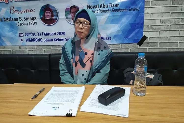 Direktur Lembaga Kajian Strategis dan Pembangunan, Astriana B. Sinaga. (Ayojakarta.com/Khoirur Rozi)