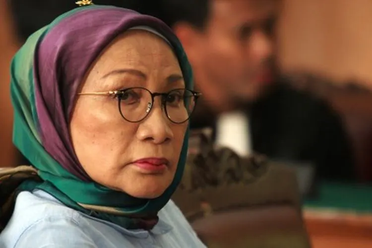 Ratna Sarumpaet terdakwa penyeberan berita bohong menghadiri persidangan di PN Jaksel (Foto ANTARA/ Alya Rahma Widyanti)