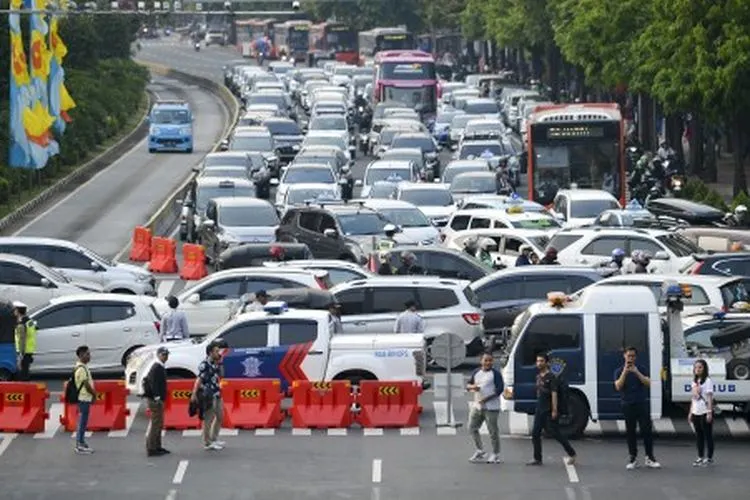 Ilustrasi rekayasa arus di Jakarta. (ANTARA FOTO/Nova Wahyudi/wsj)