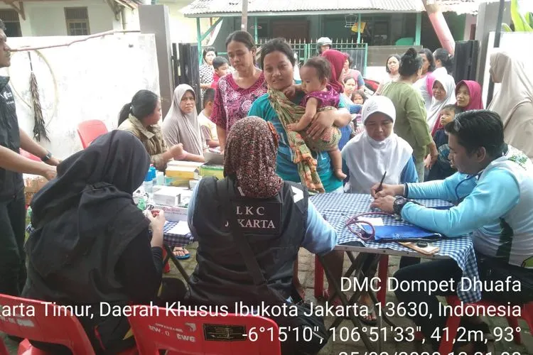 Sampai hari ini, Dompet Dhuafa sudah menerjunkan 14 personel respons, 2 mobil rescue, 3 perahu karet, 1 mobil ambulance, 1 truk dapur keliling dan 1 truk unimog. (Dok. Dompet Dhuafa)