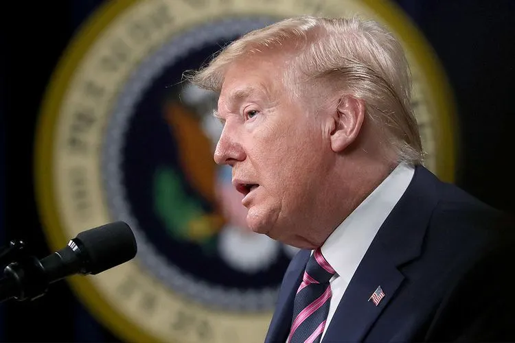 Donald Trump (Politico)