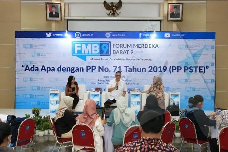 Diskusi Forum Merdeka barat 9/Ayojakarta.com-Dhika Alam Noor