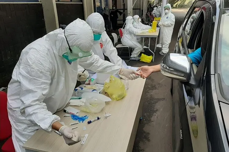 Rapid test dengan metode yakni drive thru