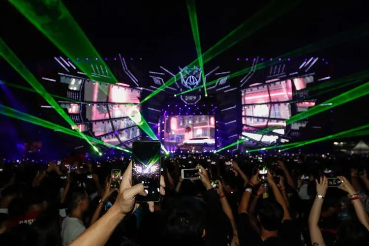 Suasana Djakarta Warehouse Project 2019 di JI Expo Kemayoran, Jakarta, Jumat (13/12/2019).(Kompas.com/Kristianto Purnomo)