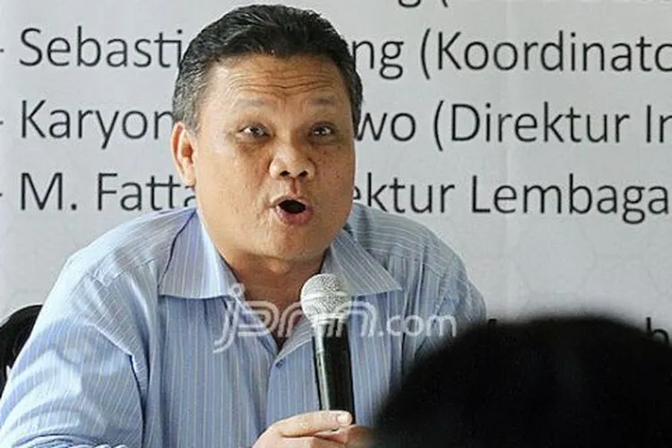 Direktur Eksekutif Emrus Corner, Emrus Sihombing/JPNN