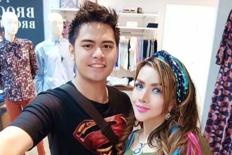 Galih Ginanjar dan Istri (instagram)