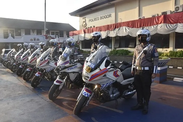 Ratusan personel disiagakan antisipasi kerumunan dan kemacetan di Puncak Bogor