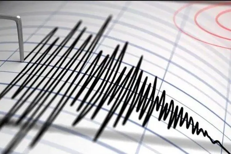 Ilustrasi Gempa Bumi (Pixabay)