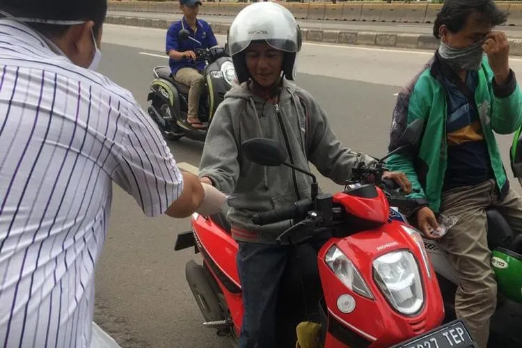 Gerakan peduli membagikan masker (Media Hipmi)
