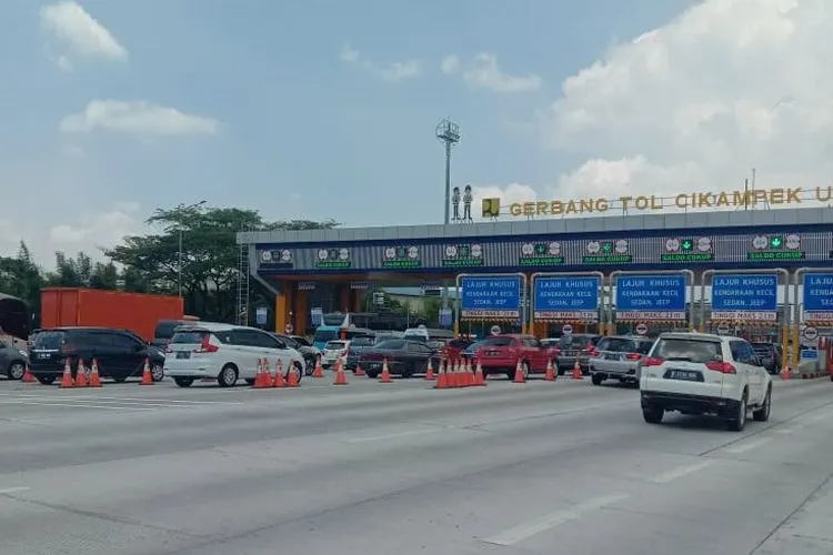 ilustrasi/ Gerbang Tol Cikampek Utama: (jasamarga.com)