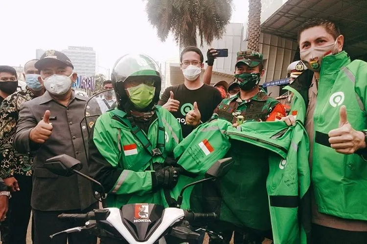 Ojek online di Bekasi bisa kembali angkut penumpang/ Firda