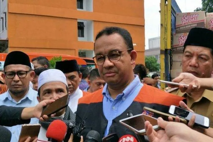 Gubernur DKI Jakarta, Anies Baswedan di rusun Rawa Buaya, Jakarta, Jumat (3/1/2020) (Kompas.com/Nursita Sari)