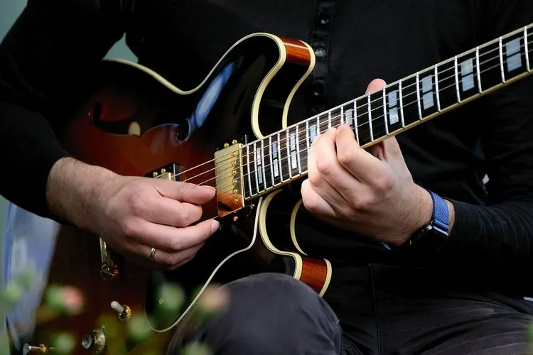 Ilustrasi/ Chord gitar (Pixabay)