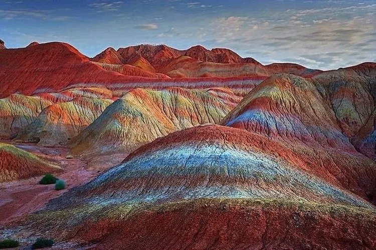 Gunung Pelangi Zhangye Danxia di Tiongkok (dok)