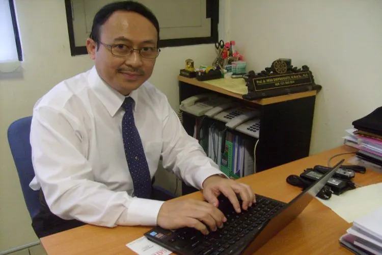 Guru Besar UGM Iwan Dwiprahasto (GATRA/Arif Koes/akh)