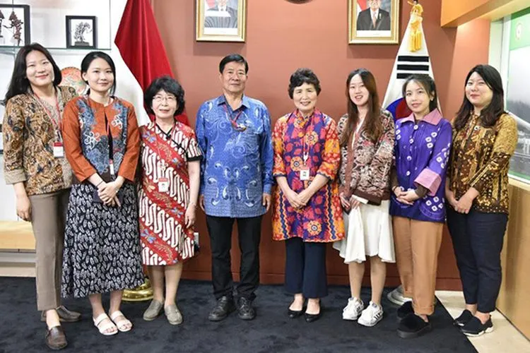 Peluncuran Batik Persahabatan Indonesia-Korea di Seoul/KBRI Seoul