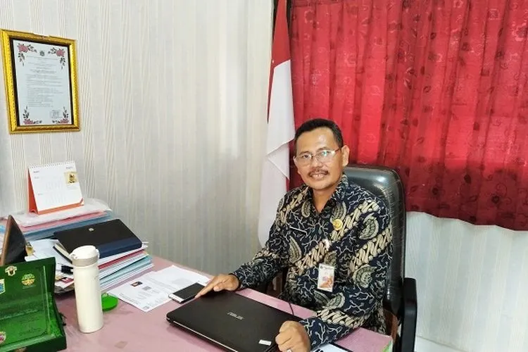 Kepala SDN Sukabumi Selatan 07, Holil. (Ayojakarta.com/Dhika Alam Noor)